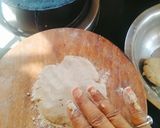 A picture of step 3 of JOWAR BHAKRI 😋😋 jowar roti.