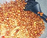 Foto langkah ke 4 dari resep Orek Kering Tempe Kacang Tanah.
