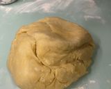 A picture of step 3 of Curry bread rolls (antonym rolls).