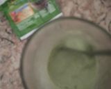 Foto langkah ke 1 dari resep Strawberry Matcha Latte.