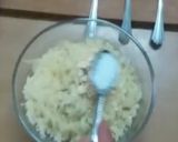 A picture of step 5 of Aloo Paratha.