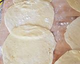 Foto del passaggio 6 della ricetta Chiacchiere di carnevale svizzere🎊🎊🎊🎊🎉🎉🎉