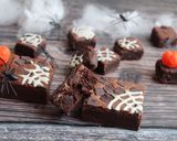 A picture of step 6 of SPOOKtacular easiest brownie #halloween.