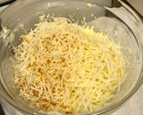 Füstölt sajtos, magvas mini kiflik recept fázis 5 fotója