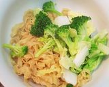 รูปขั้นตอนการทำที่ 2 ของ บะหมี่ผัดขี้เมา #อาหารไทยง่ายๆ