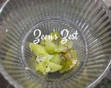 A picture of step 1 of Kiwi Mocktail.