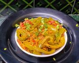 A picture of step 4 of Capsicum Tomato Dry Curry with Mustard Paste.