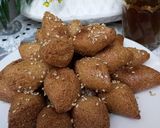 صورة لخطوة 3 من وصفة مقيرط الجلجلان والبيض
