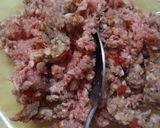 Foto del paso 1 de la receta: Brochetes de carne picada con cebolla, morrón rojo y verde