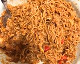 Foto langkah ke 5 dari resep Indomie Nyemek ala Warung Indomie.