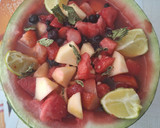 Foto del paso 4 de la receta: Macedonia con sandía, manzana y frutos rojos