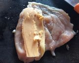 Foto del paso 1 de la receta: Filete de pollo relleno y rebozado