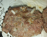 Foto del paso 16 de la receta: Combo completo. Pan de hamburguesa, hamburguesa, aros fritos