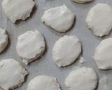 A picture of step 2 of Dahi Vada (Dahi bhalla).