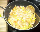 A picture of step 3 of Chicken and veggies stir fry.