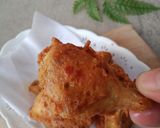 Foto langkah ke 3 dari resep Ayam Goreng Telur.