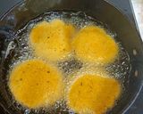A picture of step 3 of Sattu Powder ki Papadi.