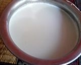 A picture of step 1 of Fruit custard.