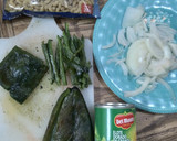 Foto del paso 2 de la receta: Pasta codito con rajas de poblano, queso, elote y crema
