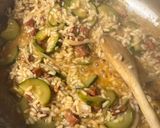 Une image de l'étape 2 de Risotto courgette chorizo citron.