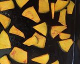 A picture of step 4 of Cheesy Pumpkin Chips.