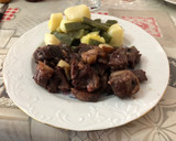 Foto del paso 8 de la receta: Judías verdes con patatas y cordero con ajos y vino