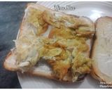 A picture of step 3 of Fry Egg Sandwich.