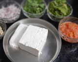 A picture of step 1 of Paneer Pudina.