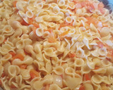 Foto del paso 5 de la receta: Pasta con cebolla, jitomate y queso!!!