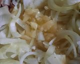 Foto del paso 3 de la receta: Hígado encebollado sobre puré