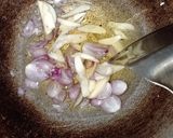 Foto langkah ke 1 dari resep Mie nyonyot sambel petis.