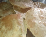 पूरी (poori recipe in Hindi) रेसिपी चरण 3 फोटो