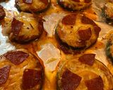 Cukkini mini “pizza” recept fázis 4 fotója