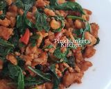 A picture of step 6 of Minced Chicken with Thai Basil.
