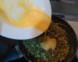 Foto del paso 4 de la receta: Salteado de habas tiernas y judías verdes