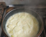 Foto del paso 8 de la receta: Muslo de pollo al horno, con papines en salsa de mostaza y queso