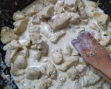 Foto del paso 2 de la receta: Fideos con pollo y crema