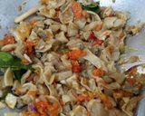 Foto langkah ke 3 dari resep Oseng Mercon (Kikil Mercon) #pr_recookmasakanpedas.