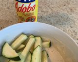 Foto del paso 1 de la receta: Fritas de calabacitas/ Zucchini fríes