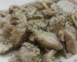 A picture of step 1 of Chicken malai handi.