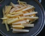 क्रिस्पी फ्रेंच फ्राइज (Crispy french fries recipe in Hindi) रेसिपी चरण 3 फोटो
