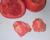 Foto del paso 3 de la receta: Tomates rellenos de carne y verduras con costron de queso