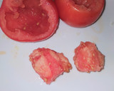 Foto del paso 3 de la receta: Tomates rellenos de carne y verduras con costron de queso
