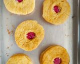 A picture of step 4 of Jam Filled Linzer Cookies.