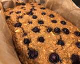 Easy oatmeal apple pie with blueberries