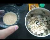 A picture of step 2 of Holi Special Thandai.