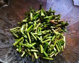 Foto del paso 2 de la receta: Arroz campesino con espárragos silvestres