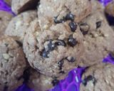 Foto langkah ke 9 dari resep Goodtime crunchie a.k.a chocochip cookies.