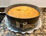 Foto del paso 7 de la receta: Bizcocho con queso y frambuesas