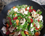 Foto del paso 1 de la receta: Arroz con verduras